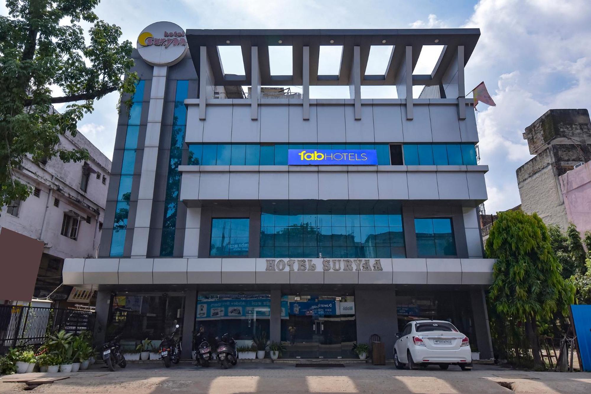 OYO 9857 Hotel Suryaa Jabalpur Exterior foto